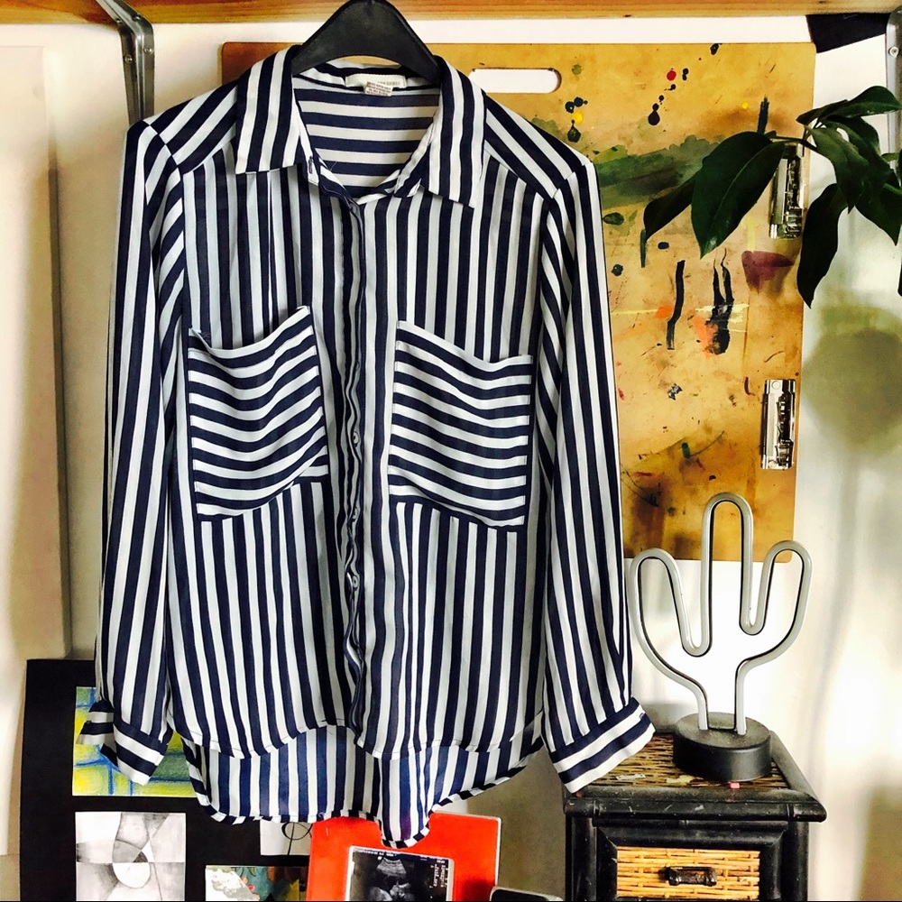 San Souci Navy and White Blouse